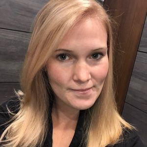 Meet your Posher, Ansley